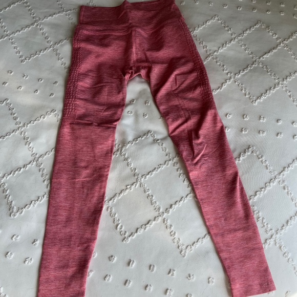 Alphalete halo leggings - Picture 1 of 2
